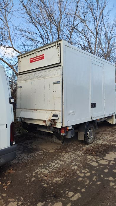 Продава се фургон с борд от mercedes sprinter размер 3.60 на 2.10