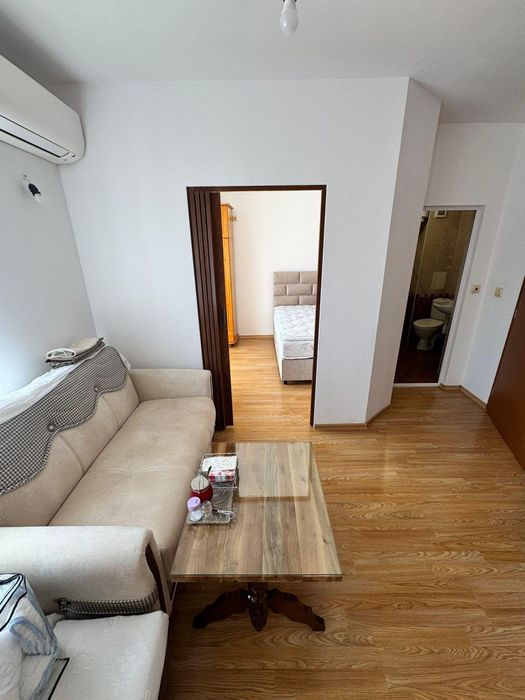 Продава се Двустаен апартамент в Бургас, Сарафово - 36 кв.м за 1159 €/кв.м - Снимка #2