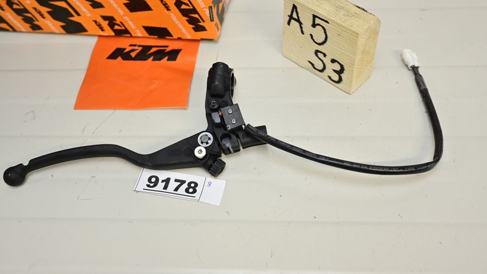 Ansamblu maneta ambreiaj KTM DUKE 790 890