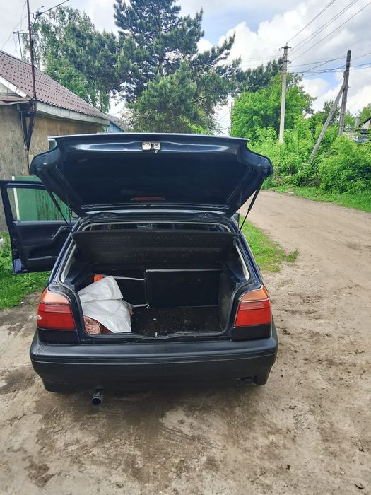 Продам гольф3 автомат