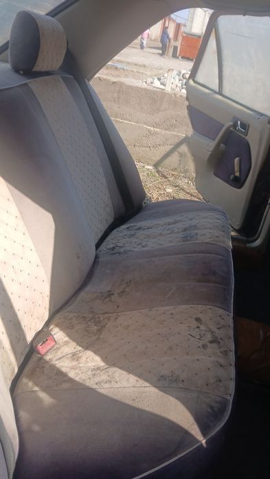 Мерседес 190 средний состояние