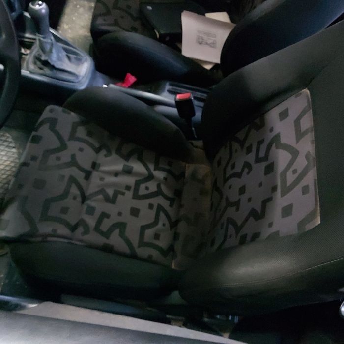 Фолксваген Голф 1.4 I     2001 г