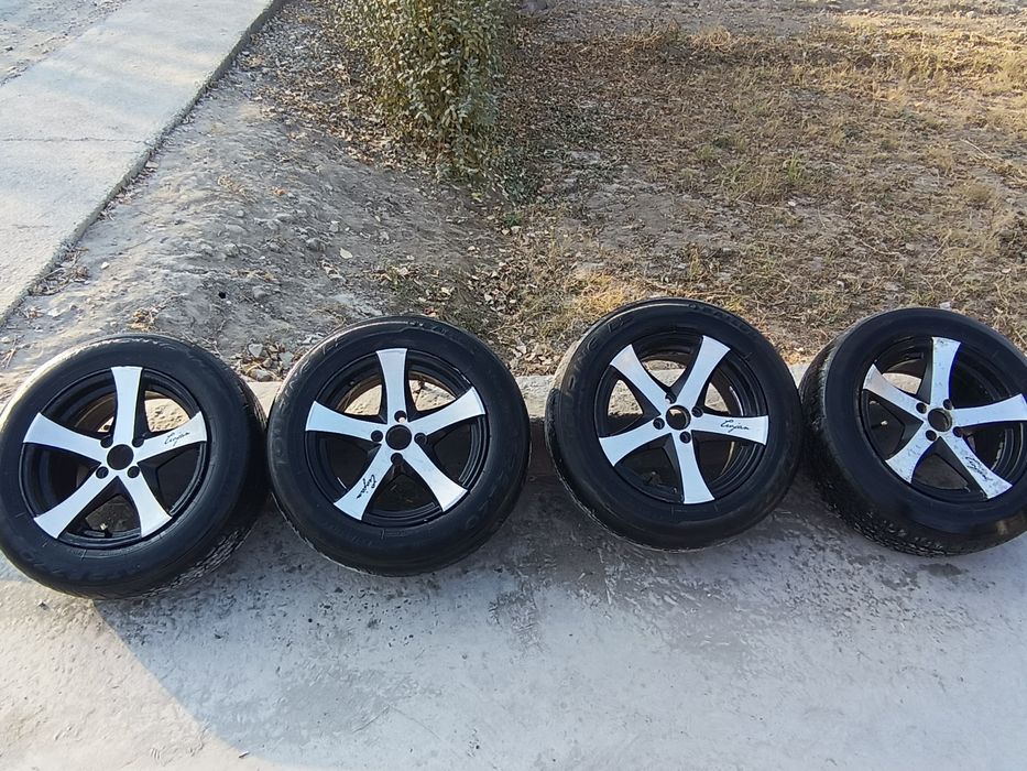 R 15 diska baloni bilan