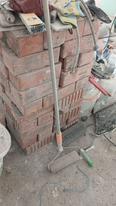 Кірпіш 60 шт барлығы 3000тг