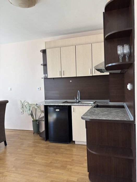 Дава се под наем Двустаен апартамент в Бургас, Меден рудник - зона Г - 60 кв.м за 306 € - Снимка #3