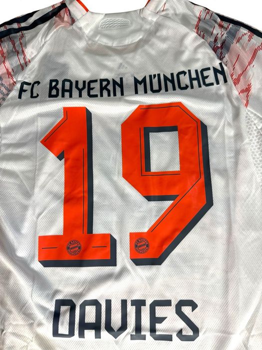 Tricou de Fotbal Bayern Munchen 25/26 Away ( Player Version )