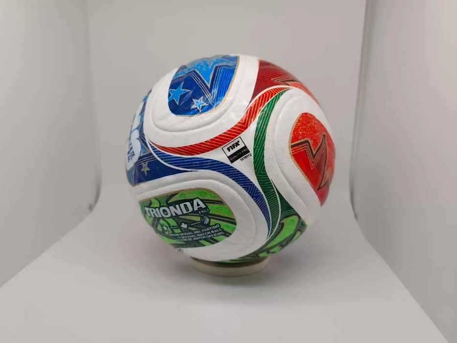 Футбольный мяч 2026.