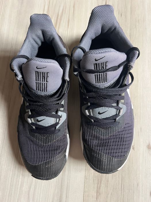 Маратонки Nike 39 номер