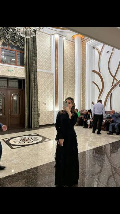 Черное вечерняя платье