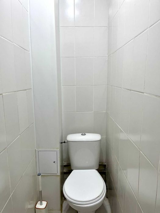 Продать 2-х комн квартиру район Строитель .