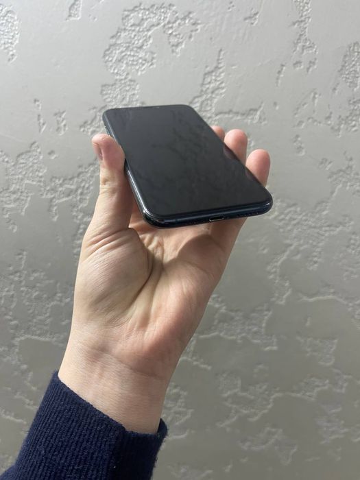 Iphone 11pro hollati ideal