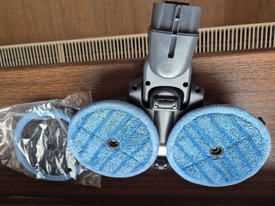 Electrolux NOU Perie Turbo multisuprafete & PowerPro Mop cu lumina LED