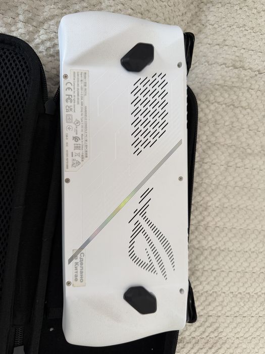 Продам консоль Asus rog ally z1 extreme