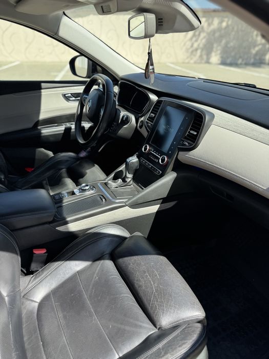 Renault Talisman Initiale Paris