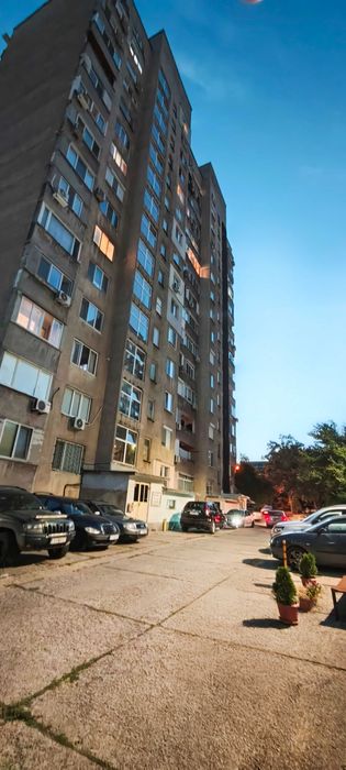 Тристаен апартамент в град Стара Загора