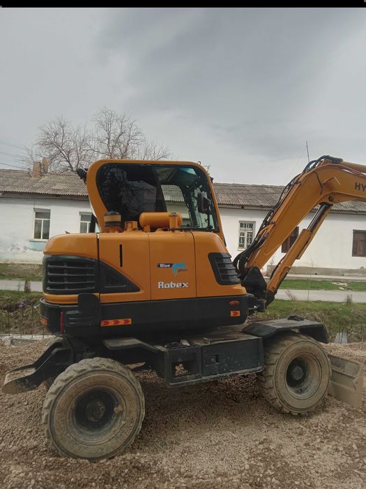 Экскаватор мини Hyundai 55 
хизмати, экскаваторные услуги.