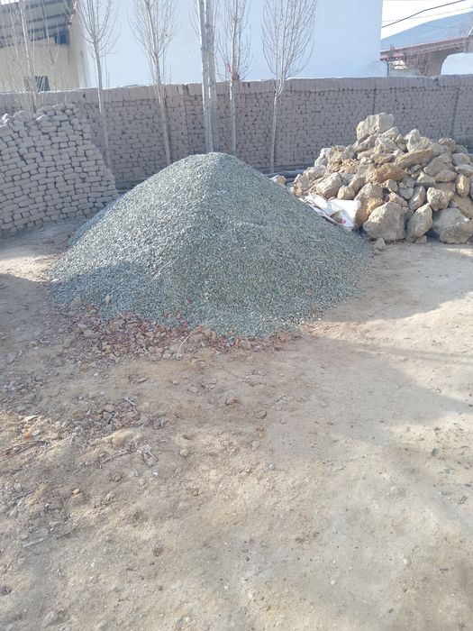 Uy satiladi baxasi kelisimli 450 million