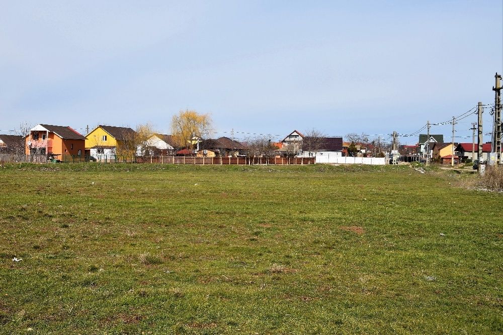Teren intravilan 4000 mp in Valu,loturi 1000 mp-posibilitate RATE