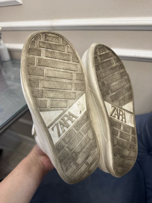 Кроссовки  детские zara 32 размер
