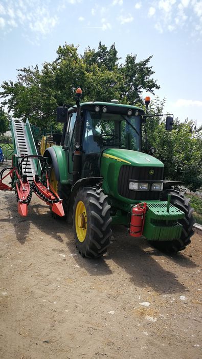 Дестилерия за етерични масла, изваряване на Лавандула