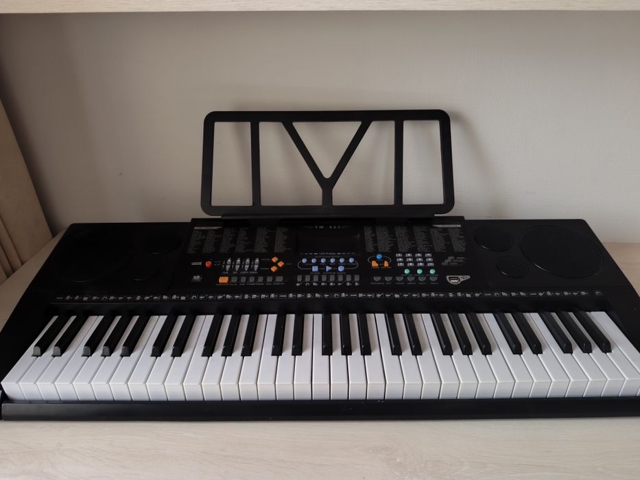 Продается Синтезатор Yongmei MK61823-AD