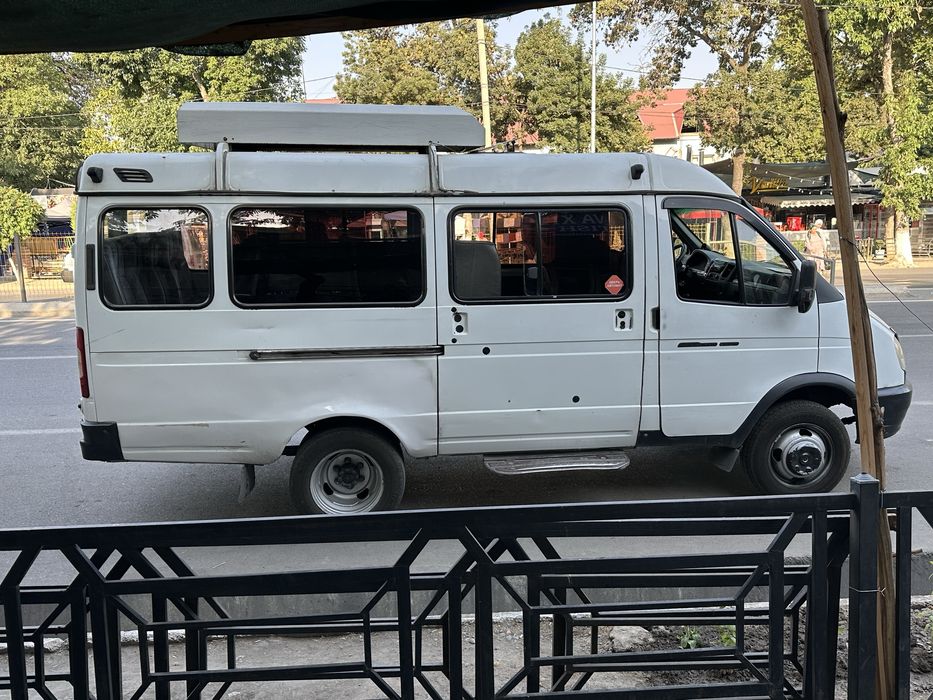 Gazel Biznes mikroavtobus