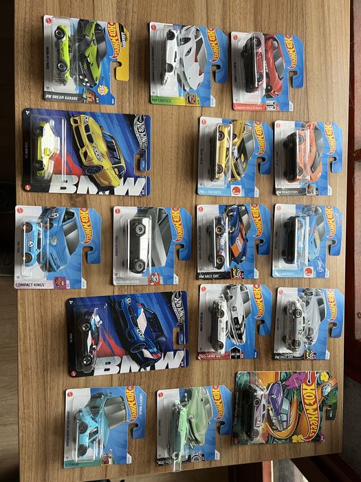 Hotwheels колички