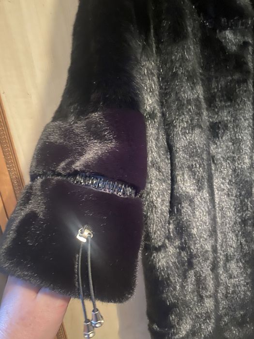 Шуба продам новая