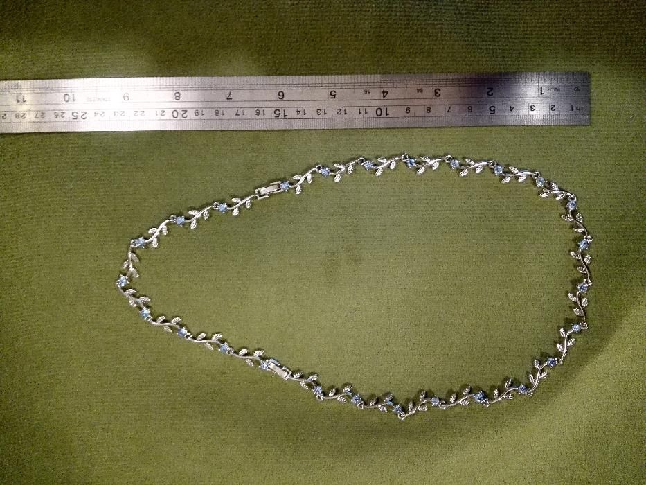 Продам бижутерию - комплект (колье и браслет).