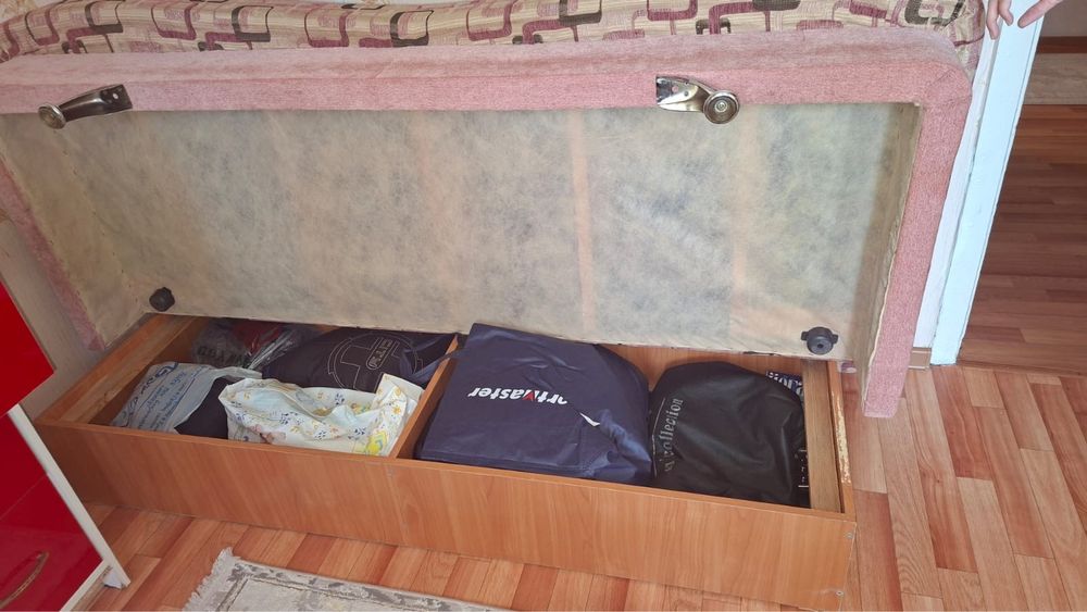 Продам диван тахта за 5000