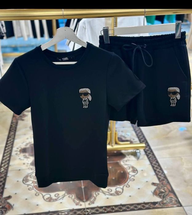 Невероятни дамски екипи.