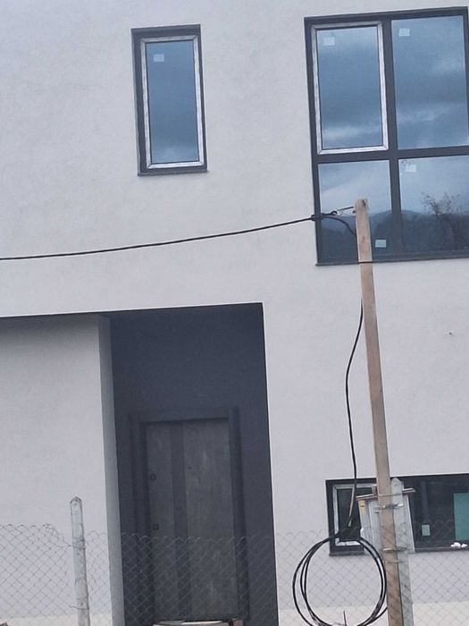 Продава се Къща в Благоевград, Втора промишлена зона - 300 кв.м за 967 €/кв.м - Снимка #4