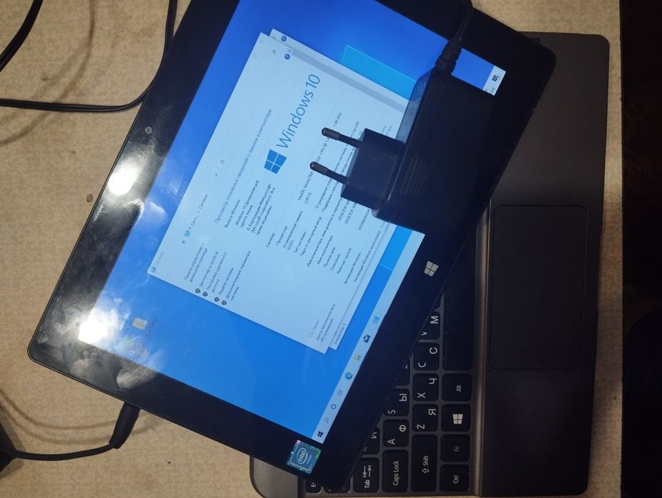 Ноутбук-планшет 2-в-1 Acer Switch One 10 32GB