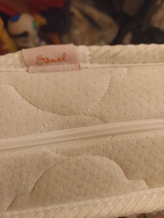 Матрак за бебешко легло