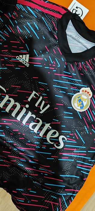 Футболна тениска Реал Мадрид / Real Madrid