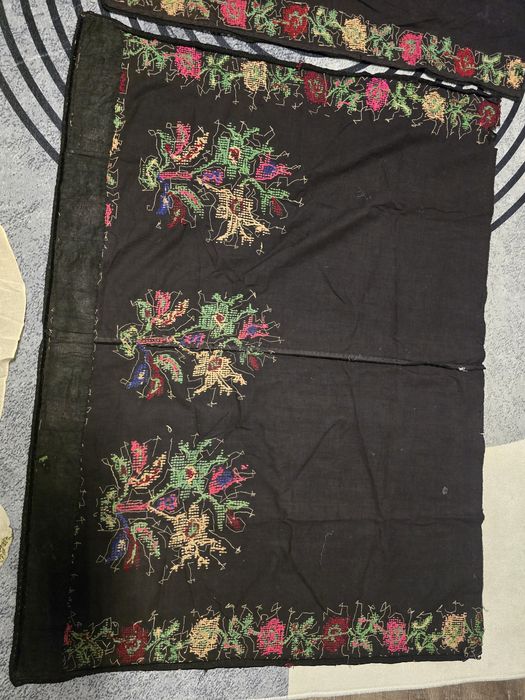 DOUA Seturi de costume populare , colectie din OLT