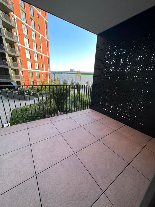 Inchiriez apartament