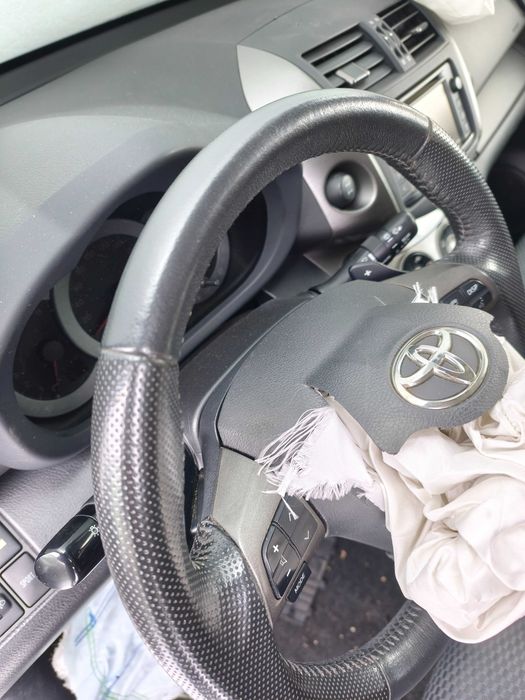 Volan piele fara airbag Toyota Rav4 2010-2013