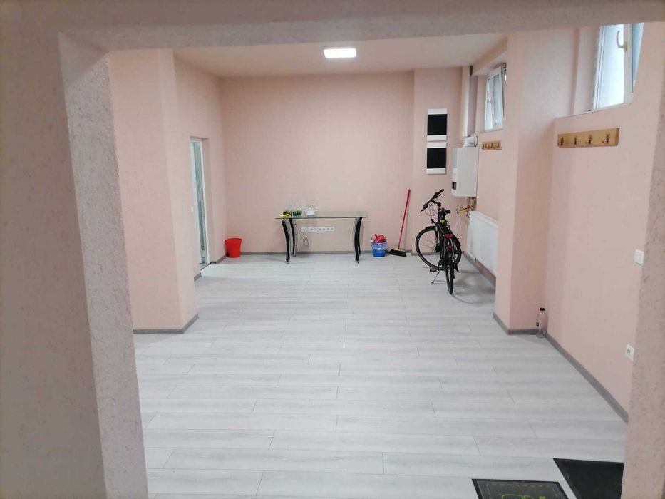 Apartament de vanzare / spatiu