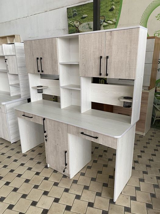 Писменный стол и компьютерный стол