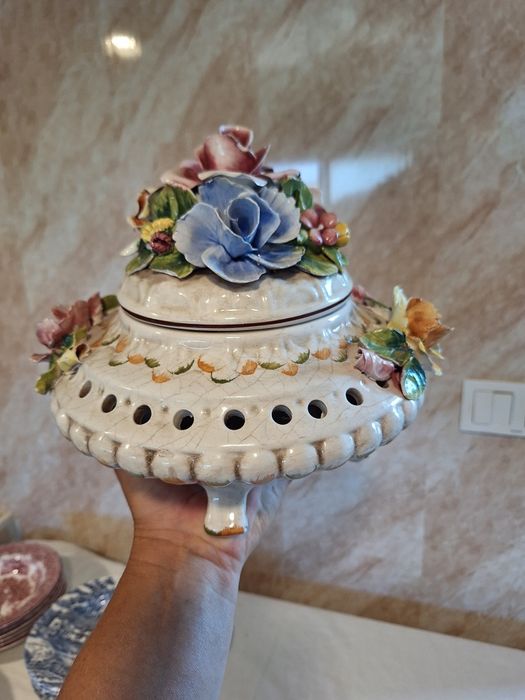 Италианска бонбонера Bassano