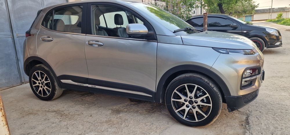 Elektro mobil Dayun yomkostlari zor tekshirvolasila
