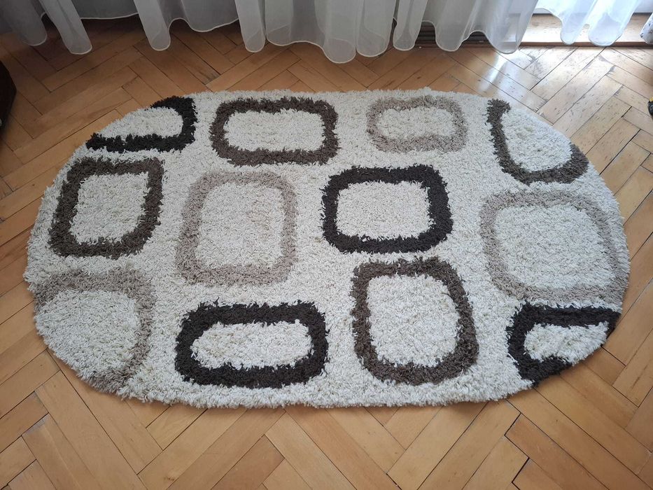 Covor Shaggy oval călduros/pufos/fir lung mărime 1,2/2 în stare bună