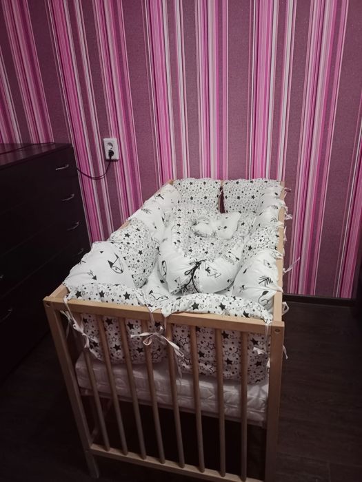 Бортик для кроватки