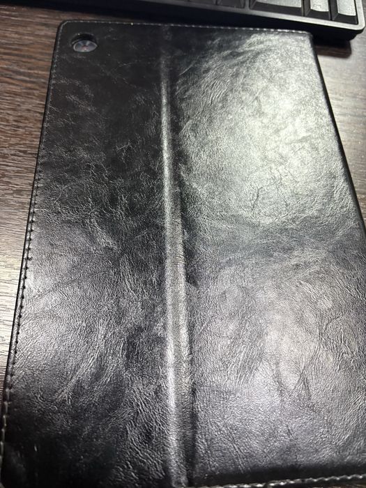 Продам планшет Lenonvo tab10 plus