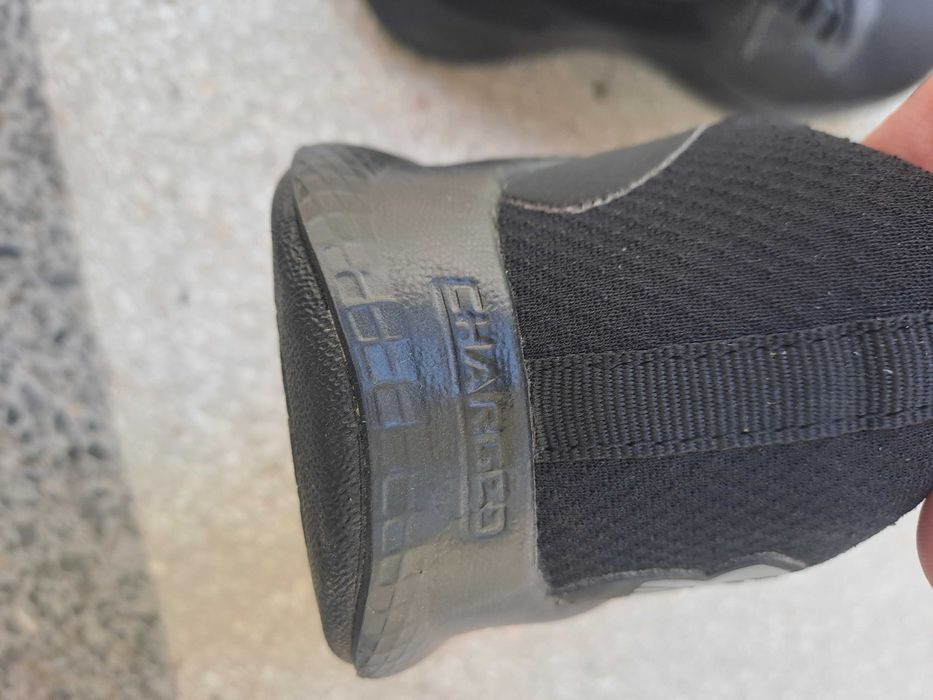 Дамски маратонки Under Armour размер 38.5