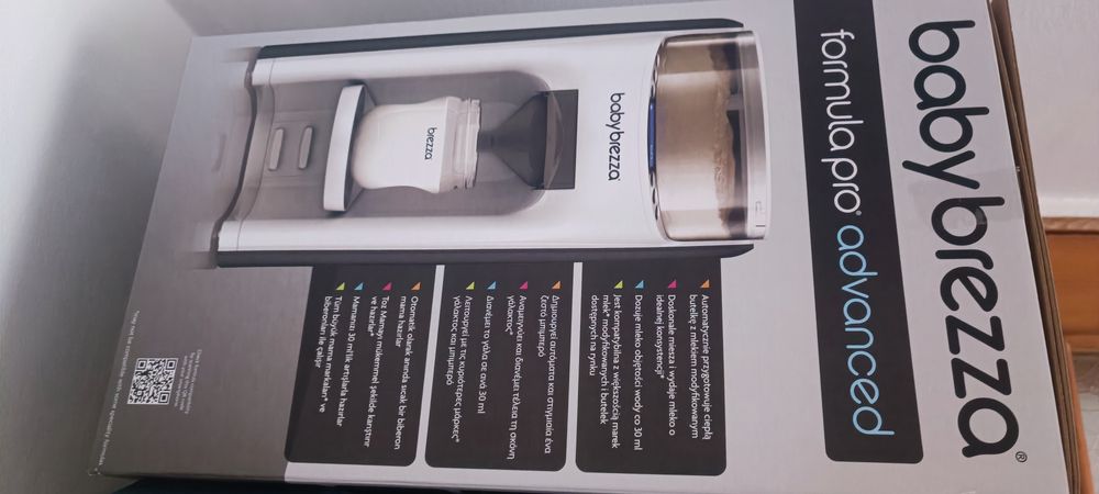 Vând expresor lapte praf babybrezza