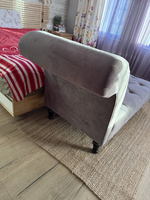 Лежанка сиво кадифе