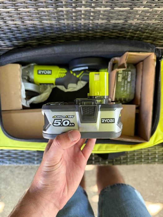 Trusa scule electrice Ryobi R18CK4F-252S, acumulatori 2 Ah si 5 Ah