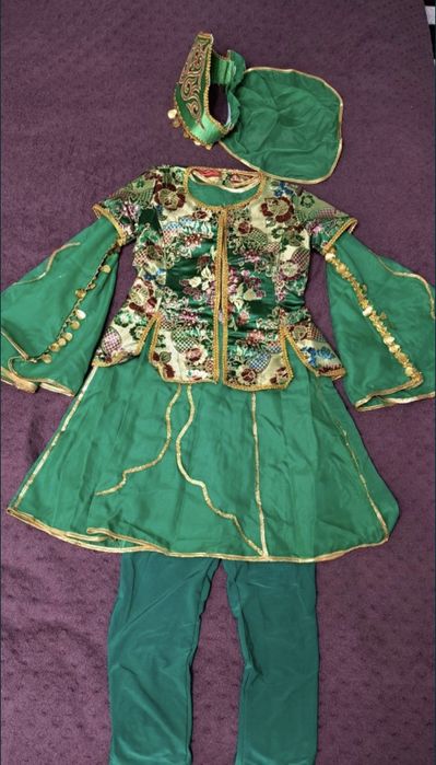 Детский костюм продается